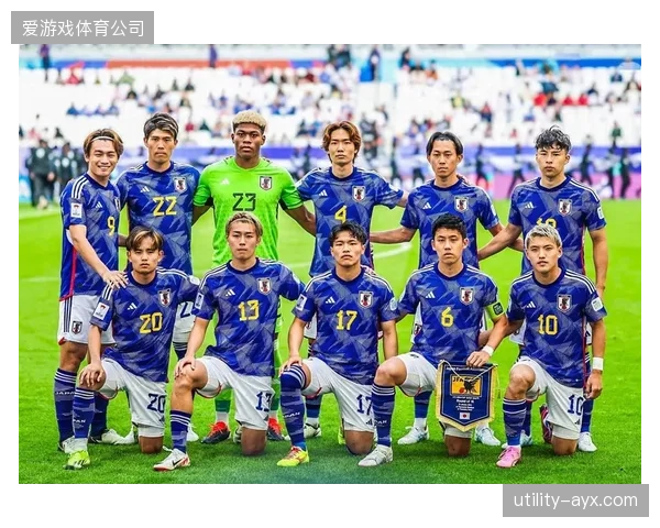 板仓滉与富安健洋组成的新中卫组合备受期待，他们的状态将决定日本防守上限。